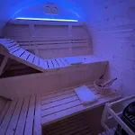 La Petite Maison De - Privées - 5 étoiles Au Cœur Du Village 5*