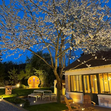 La Petite Maison De De Charme 5 Etoiles Au Coeur Du Village 게스트하우스 지베르니