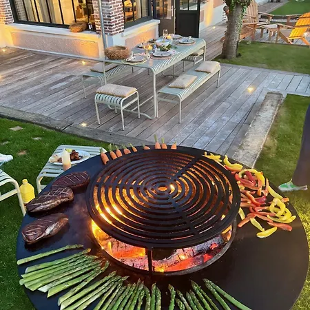 La Petite Maison De - Privees - 5 Etoiles Au Coeur Du Village 5*