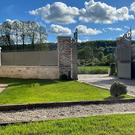 La Petite Maison De Privees 5 Etoiles Au Coeur Du Village 5*