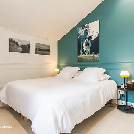 La Petite Maison De - Privées - 5 étoiles Au Cœur Du Village 5*