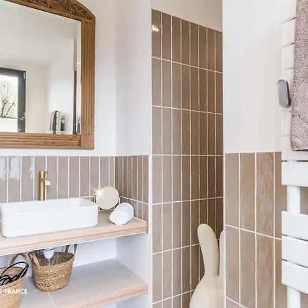 בית הארחה La Petite Maison De - Derniere Minute -chambre Dans 5 Etoiles Au Coeur Du Village
